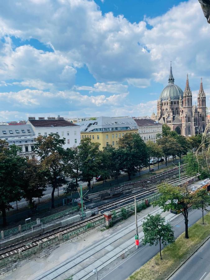 In Center Near U6,u3 And Westbahnhof Alloggio in famiglia Vienna